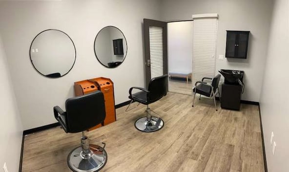 Modern Salon in the Heart of Coppell