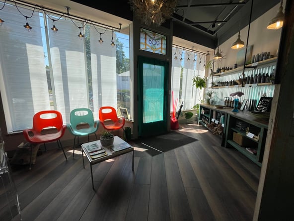 Modern meets down to earth organic themed hair salon :booth rental
