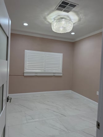 Salon Chair for Rent at Golden Cuts Color – San Rafael, CA