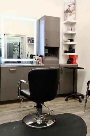 Full Private Salon Suite Available In Beachwood Ohio!