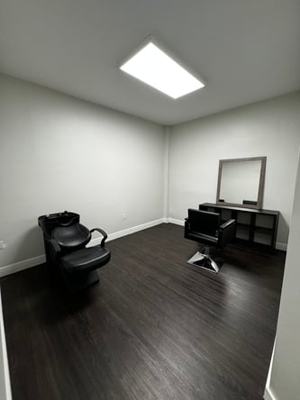 Salon Suites for Rent