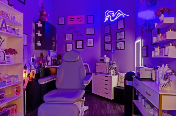 Luxury Salon Suite at Phenix Salon Suites Surprise