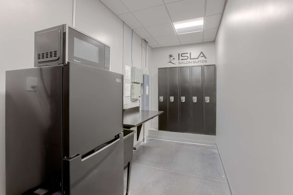 Isla Salon Suites | Limited Luxury Salon Suites | 72nd & Cornhusker | Papillion, Nebraska