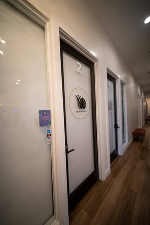 DG Salon Suites