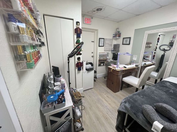 Rental suite in waxing salon