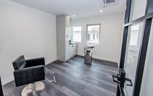 Window Suites for Beauty Pros in La Jolla Village