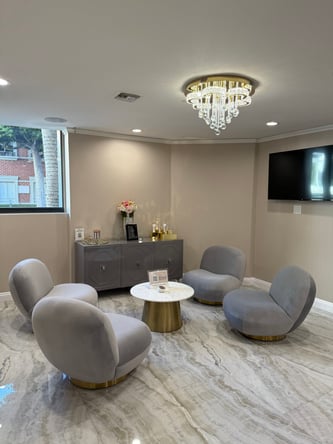 Luxury Suite Beverly Hills (FIRST 2 WEEKS FREE)