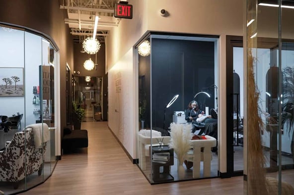 IMAGE Studios 360 in Lee’s Summit, MO – Salon Suite for Rent