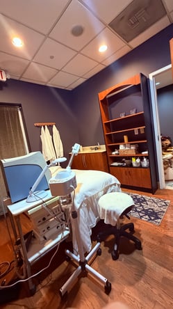 Modern Private Salon Room for Rent in Bridgewater, NJ – Ideal for Professionals