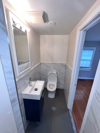 Private salon suite for rent