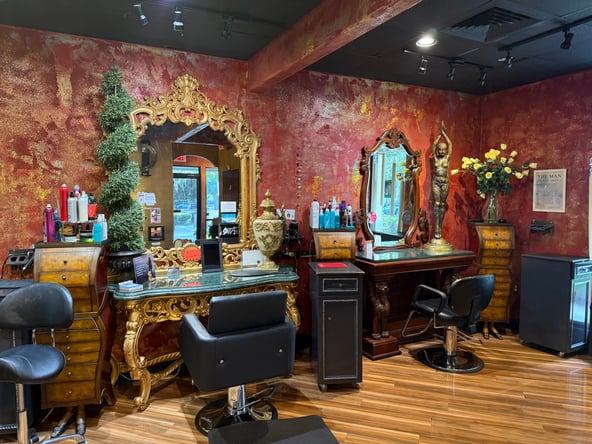 Luxury Booth Rental in Lady Lake: Grow Your Clientele at The Velvet Collective