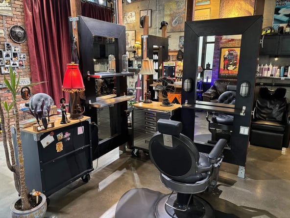 Salon Suite Booth Rental Available