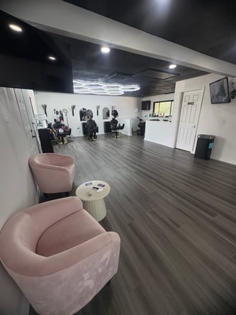Booth Rental in Kissimmee | All Utilities & Amenities Included