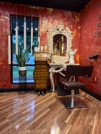 Luxury Booth Rental in Lady Lake: Grow Your Clientele at The Velvet Collective