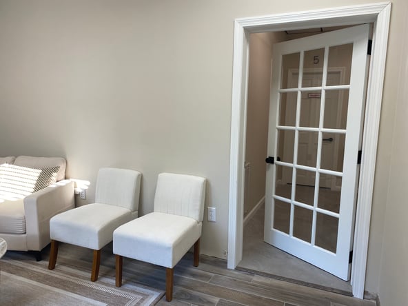 Hair Salon Suite for Rent in Windsor Locks, CT