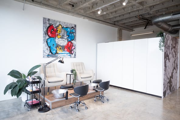 🌟 High-End Nail Station for Rent – $200/Week