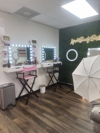 Affordable Booth & Room Rentals – Perfect for Lash Techs, MUA’s, & Beauty Pros!