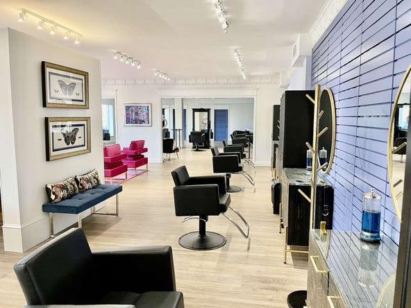 FLIRTYMANE IS SEEKING STELLAR STYLISTS FOR OUR CONCIERGE CHAIR RENTAL SALON!