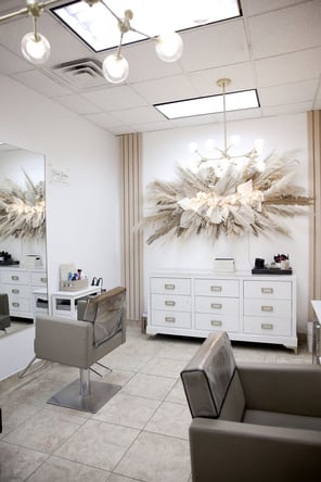 Spacious, Customizable Private Salon Suite in Cypress, TX – Great Natural Light