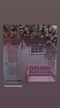 Best opportunity for promoting your business in a beautiful salon in Glendale
