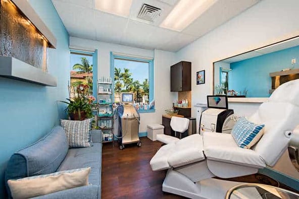 Salons by JC in Naples, FL – Salon Suite for Rent