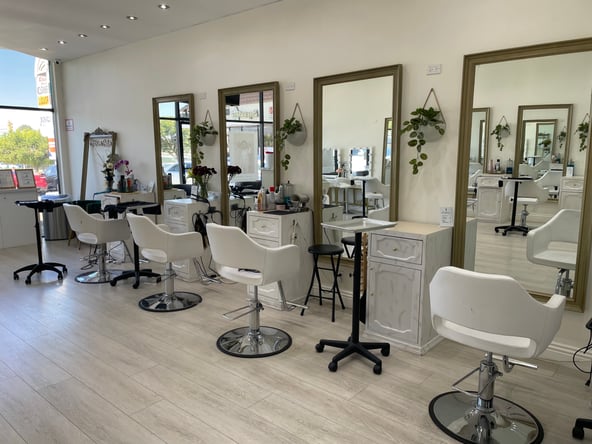 Salon Chair /Booth rental