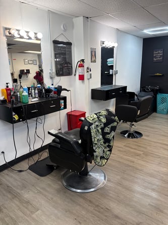 Private Styling Booths for Rent – Crown by Yoda – Chicago, IL