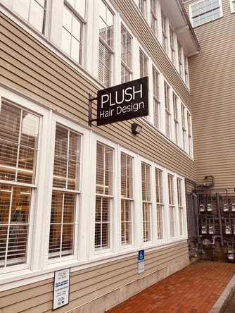 “Independent Stylist Opportunity – Salon Space for Lease”