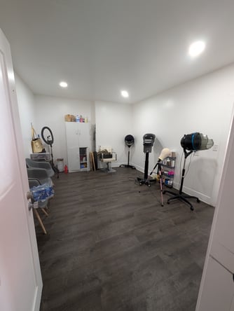Newly Remodeled Storefront in Lyn-Lake Uptown Minneapolis for Beauty Pros