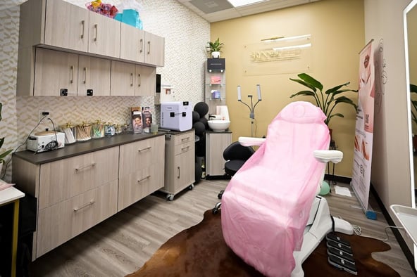 Sola Salon Studios in Centereach, NY – Salon Suite for Rent