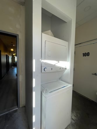 Highlands Ranch – Esthetician Room for Rent, right next to town center!