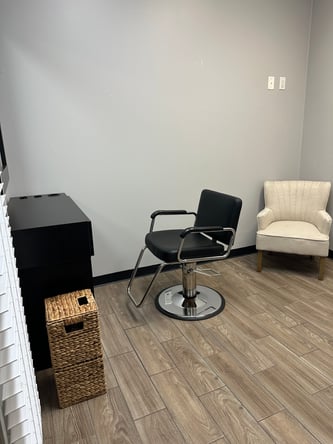Modern Salon in the Heart of Coppell