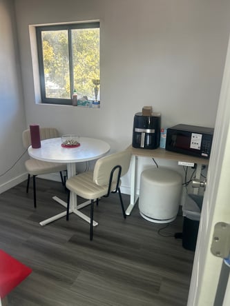 Booth Rental in Kissimmee | All Utilities & Amenities Included