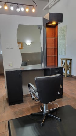 Chair rental at Salon Ciseaux in Pewaukee!