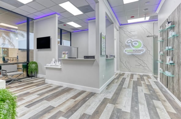 Spa Room Available in Aventura Florida by the Mall!