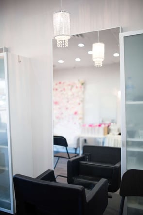 Calling All Talented Stylists: Join Our Glam Team and Unleash Your Creative Potential!