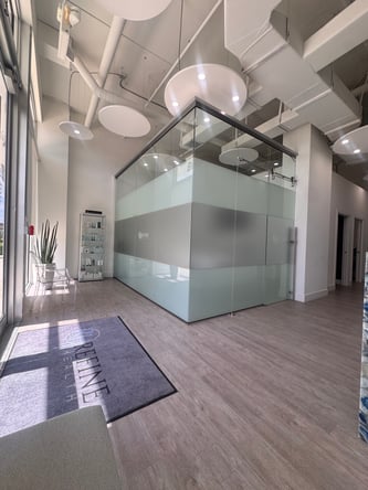 Gables/Grove High End Space