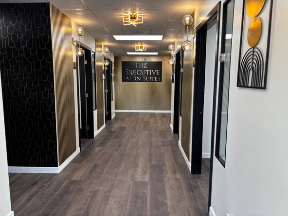 Now Renting Private Salon Suites on Ventra Blvd Woodland Hills Ca.