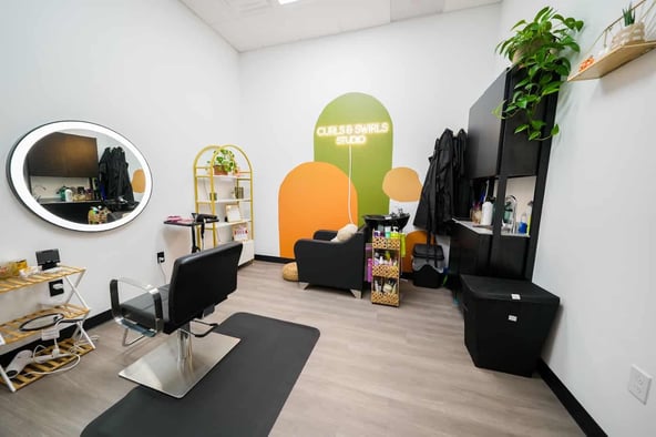 IMAGE Studios 360 in Lee’s Summit, MO – Salon Suite for Rent