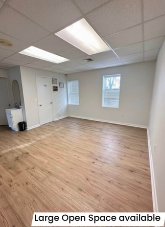 Salon Chair for Rent at Golden Cuts Color – San Rafael, CA