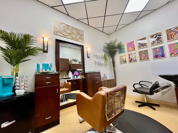 MY SALON Suite in th Street Kentwood, MI – Salon Suite for Rent