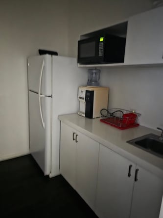 DTLA Private Salon Suites for Rent | $450 | WiFi + Utilities Included