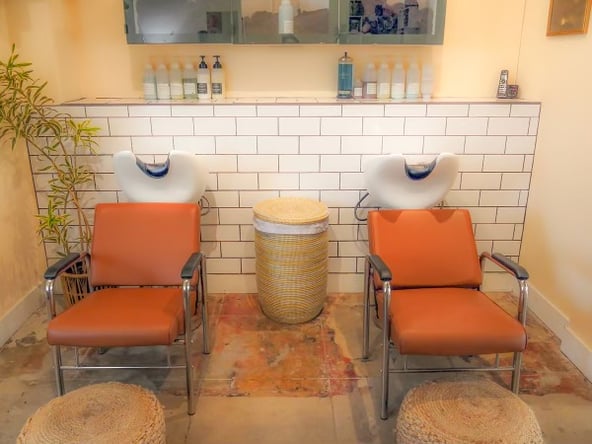 Luxury Salon Chair for Rent on Melrose Ave, Hancock Park — Grow Your Clientele!