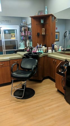 Sola Salon Studios in Orland Park, IL – Salon Suite for Rent