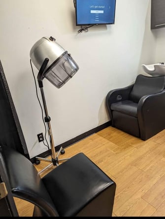 Your Dream Salon Suite Awaits!