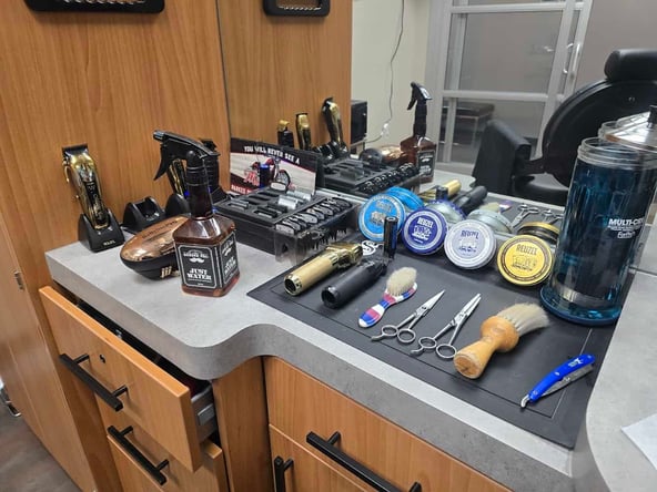 Sola Salon Studios in Longmont, CO – Salon Suite for Rent