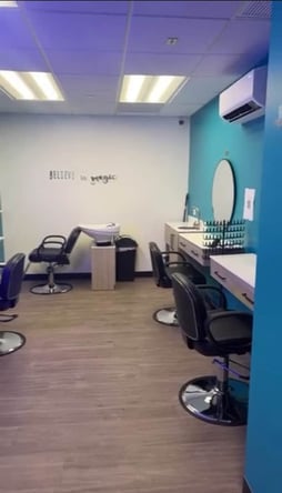 Sola Salon Studios in Los Angeles, CA – Salon Suite for Rent
