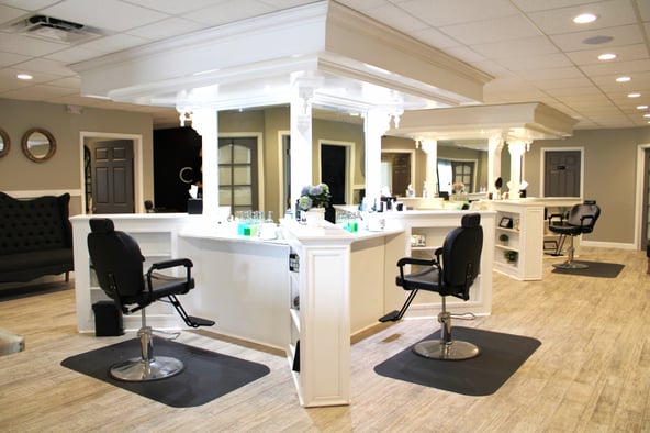 3 Chair Rentals Available in Popular Salon BLINK BEAUTIQUE
