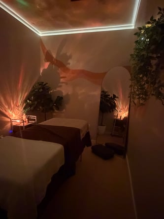 West Hollywood Room for Rent for Beauty or Wellness Professionals