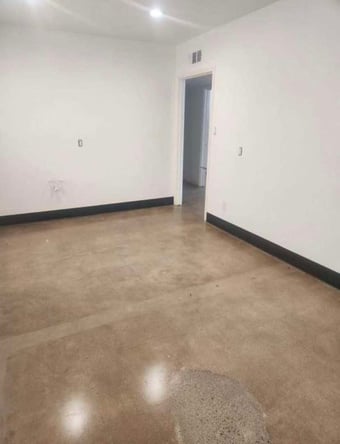 PRIVATE OFFICE SUITE Available for Beauty / Creative Professional looking for COMMUNITY!